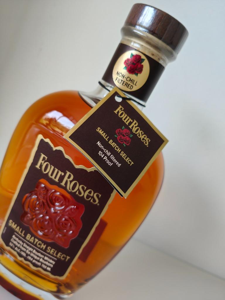 Four Roses Small Batch Select, 104 Proof, 750ml !! (Bizarre), Neuf, Autres régions, Enlèvement ou Envoi, Pleine
