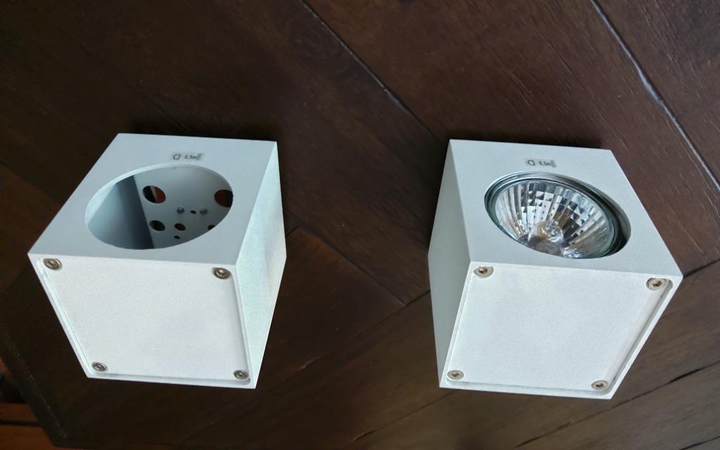 led of halogeen spot armatuur wand muur kubus wit, Ophalen of Verzenden, Zo goed als nieuw, Plafondspot of Wandspot