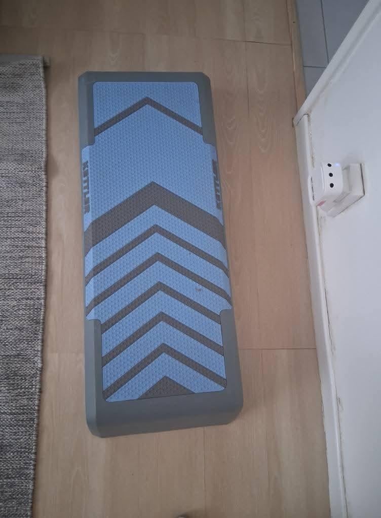 Steppe ketler en 4 kleine gymmatten, Ophalen, Zo goed als nieuw