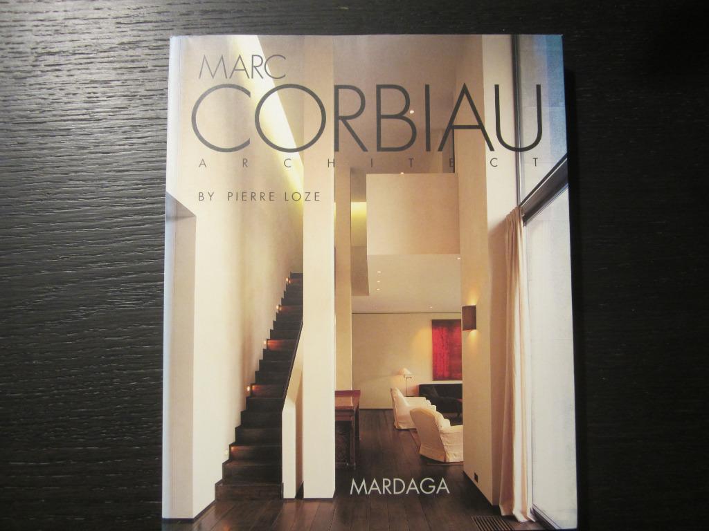 Marc Corbiau Architect  -Pierre Loze-, Enlèvement ou Envoi