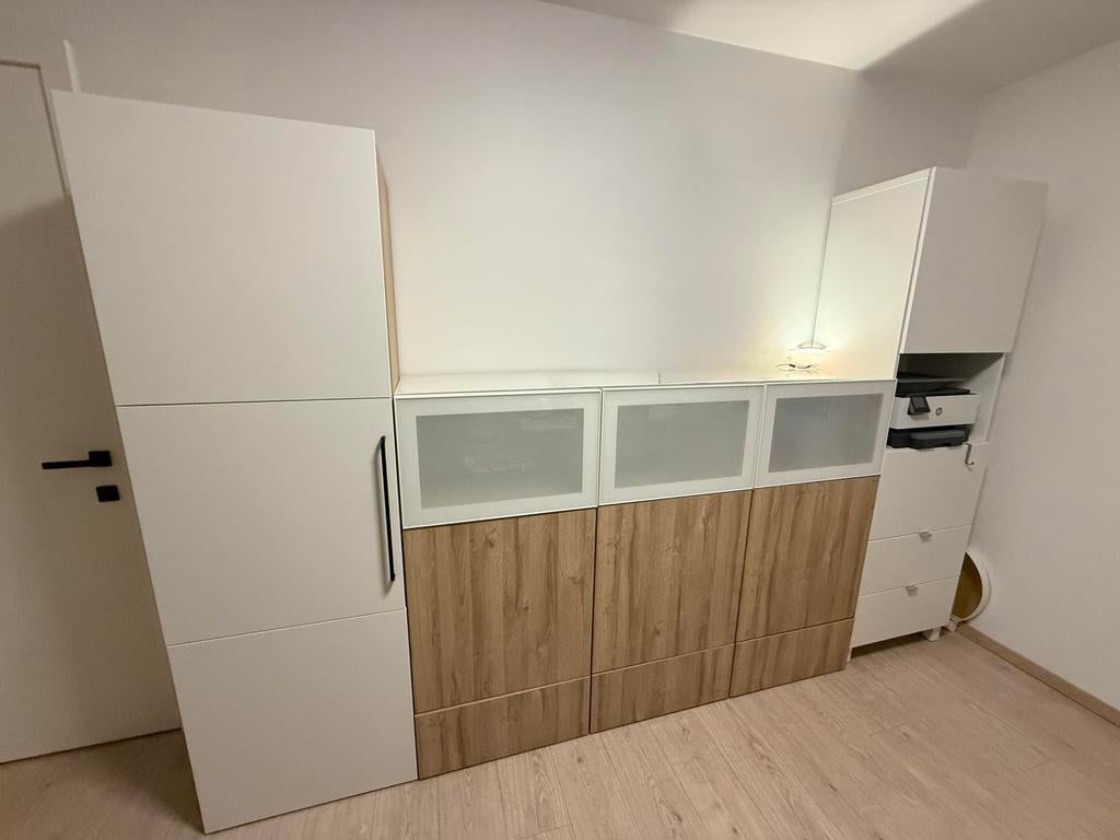 Besta Ikea bureaukast, Ophalen, Zo goed als nieuw
