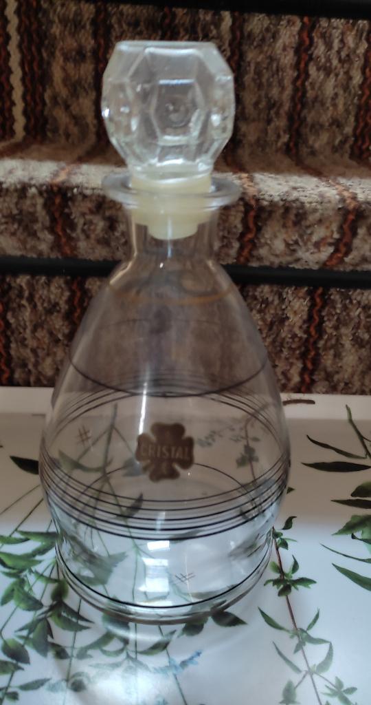 Carafe à vin ou à cognac avec bouchon, Enlèvement
