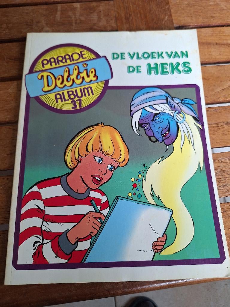 Strip Debbie Parade album 37 – De vloek van de heks., Boeken, Eén stripboek, Ophalen of Verzenden, Gelezen