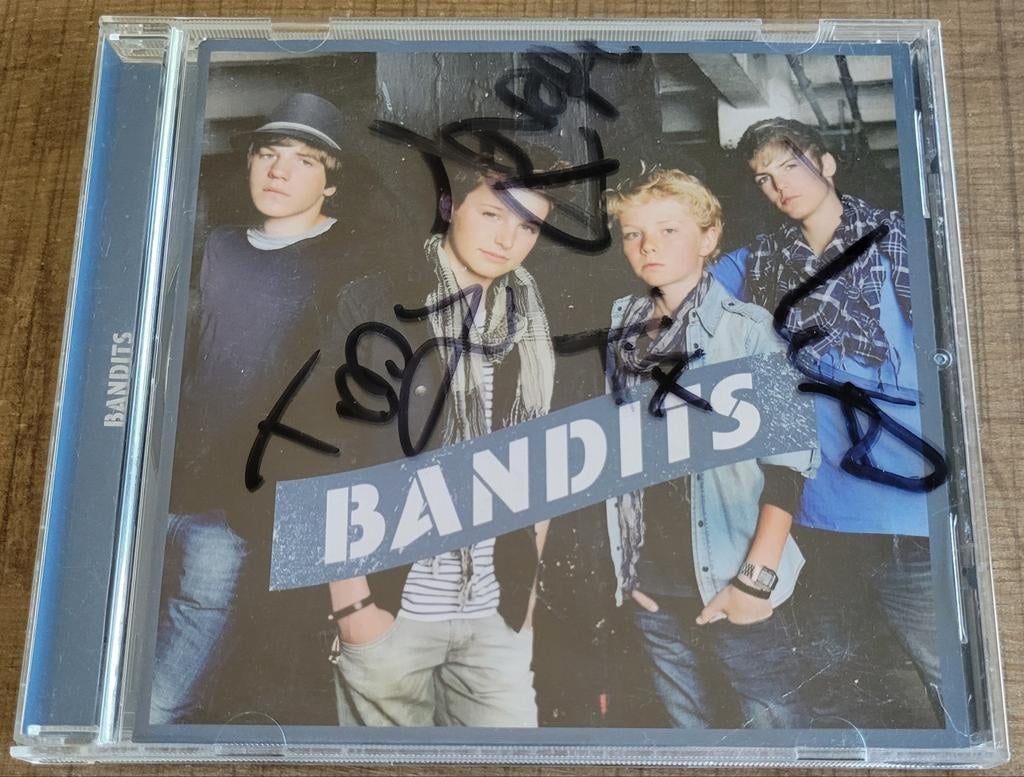CD Album Bandits - met handtekeningen, Enlèvement ou Envoi, Comme neuf, Pop
