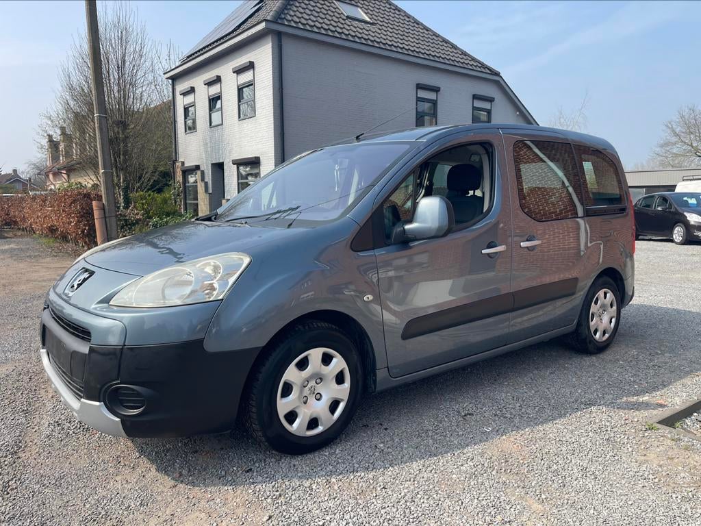 Peugeot Partner Tepee1.6 HDI ,Airco,ParkeerSensoren,, Monovolume, 4 cilinders, 5 deurs, Particulier