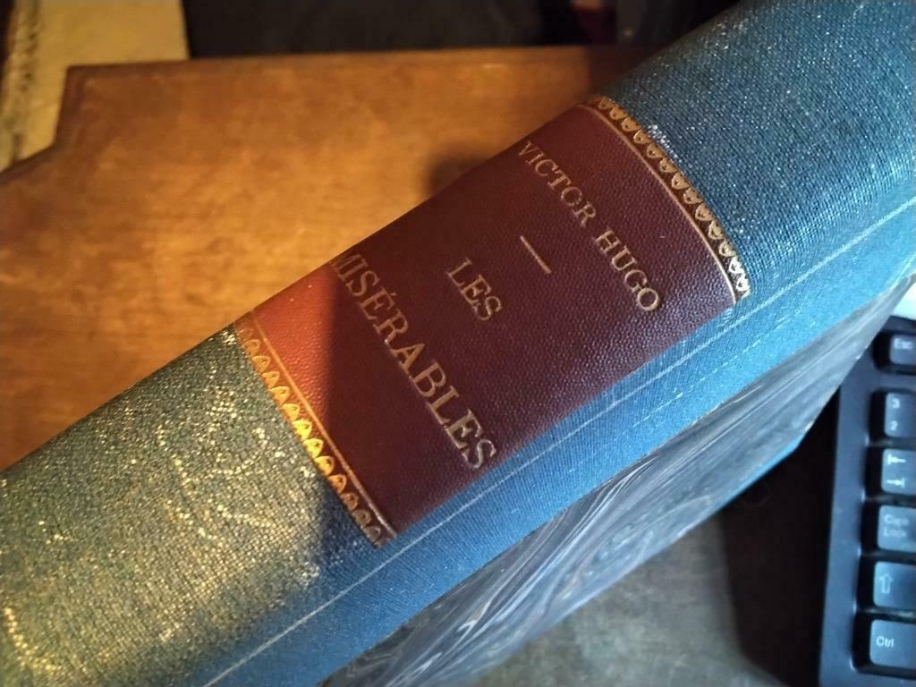 Ancien livre LES MISERABLES, Livres, Enlèvement ou Envoi, Utilisé