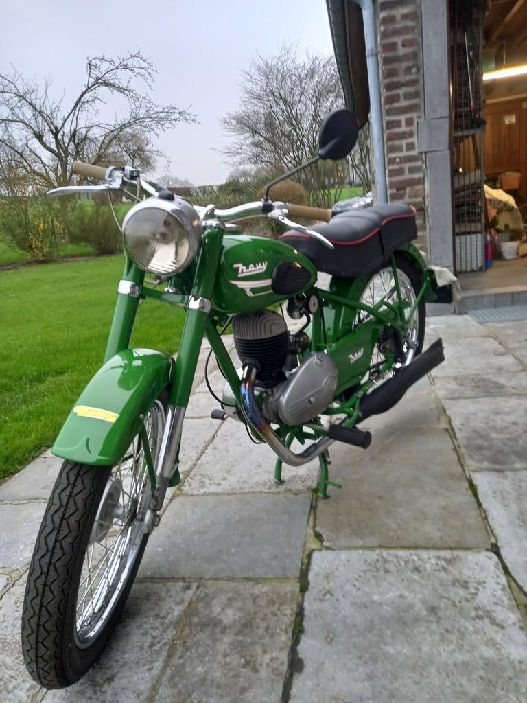 Av. Moto Novy 1954 avec  papiers., Motoren