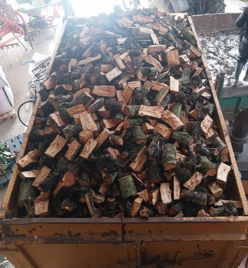 brandhout van perenbomen, Ophalen