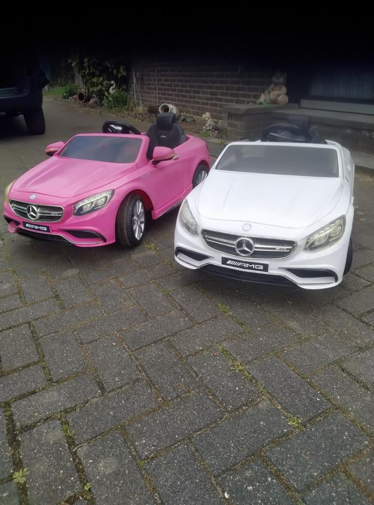 2 x Mercedes AMG auto's op batt voor opmaak of sloop., Kinderen en Baby's, Speelgoed |Speelgoedvoertuigen, Ophalen