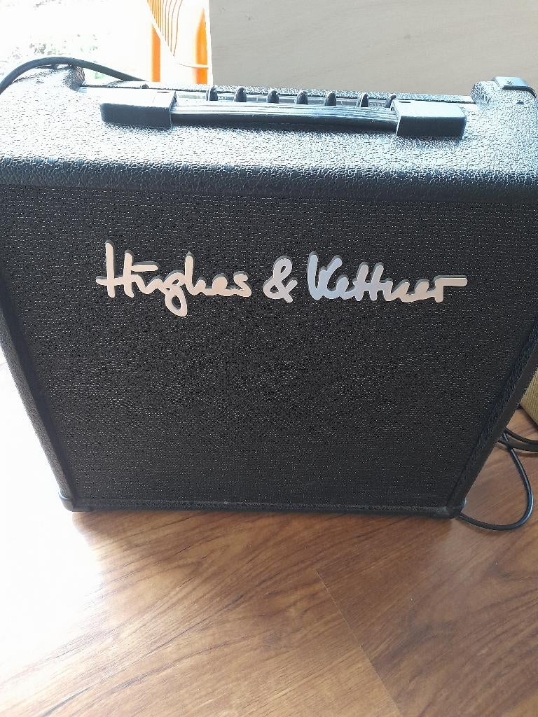 Hughes & Kettner 30 R bleu, Enlèvement, Utilisé, Guitare