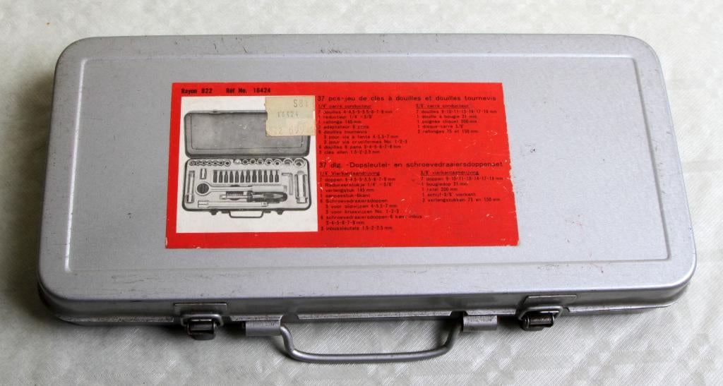 37 delig dopsleutelset en schroevendraaier dopset, Ophalen of Verzenden, Zo goed als nieuw