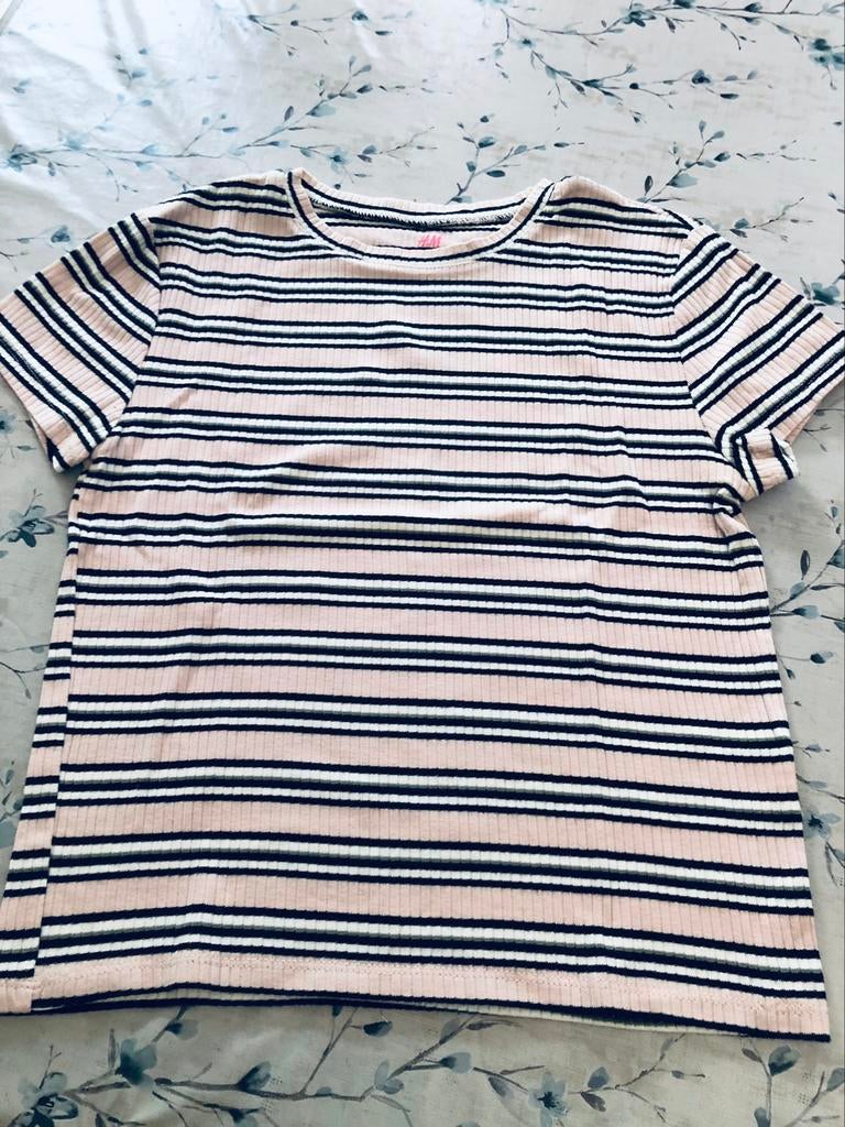 T-shirt H&M, heel goede staat, Enfants & Bébés, Vêtements enfant | Taille 170, Chemise ou À manches longues, H&M, Comme neuf, Enlèvement
