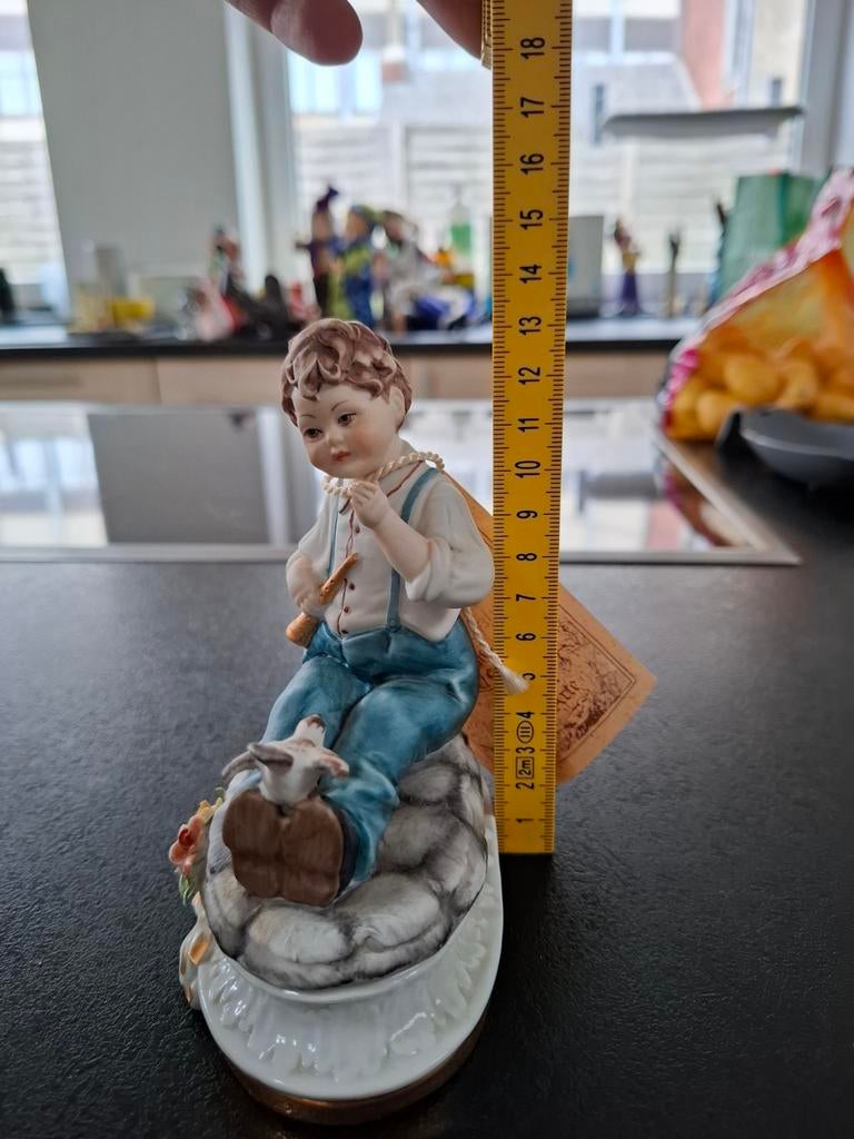 Statuette en porcelaine, Antiek en Kunst, Ophalen of Verzenden
