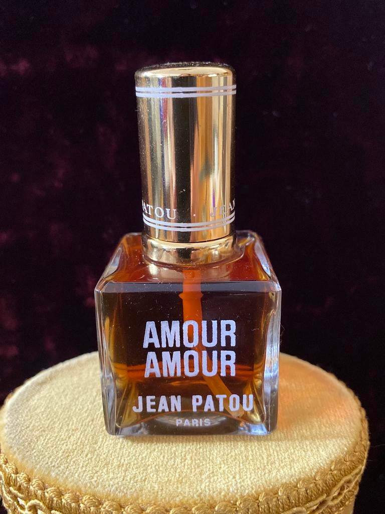 AMOUR AMOUR JEAN PATOU VINTAGE PARFUM, Ophalen of Verzenden, Zo goed als nieuw