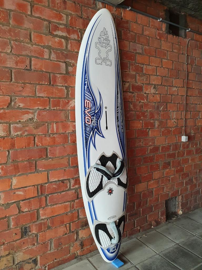 Starboard EVO 70 windsurfplank, Ophalen, Nieuw, Starboard, Met vin(nen)