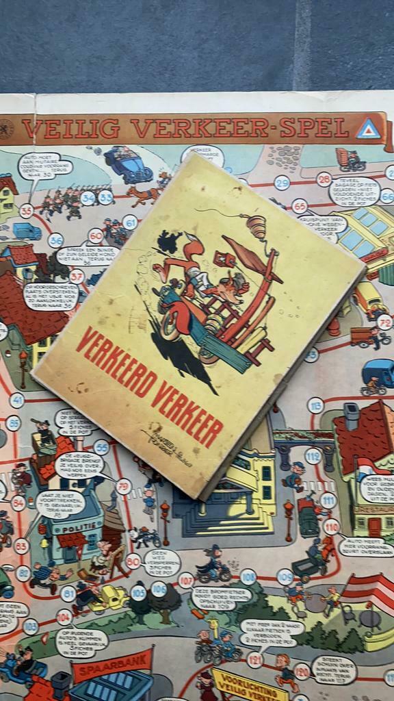 Maarten toonder tom poes - veilig verkeer spel + boekje 1953, Verzamelen, Stripfiguren, Gebruikt, Ophalen