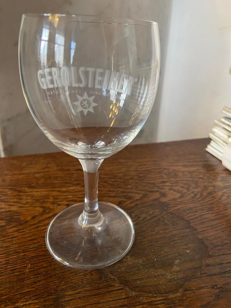 4 Gerolsteiner waterglazen, Verzamelen, Ophalen of Verzenden, Zo goed als nieuw, Waterglas