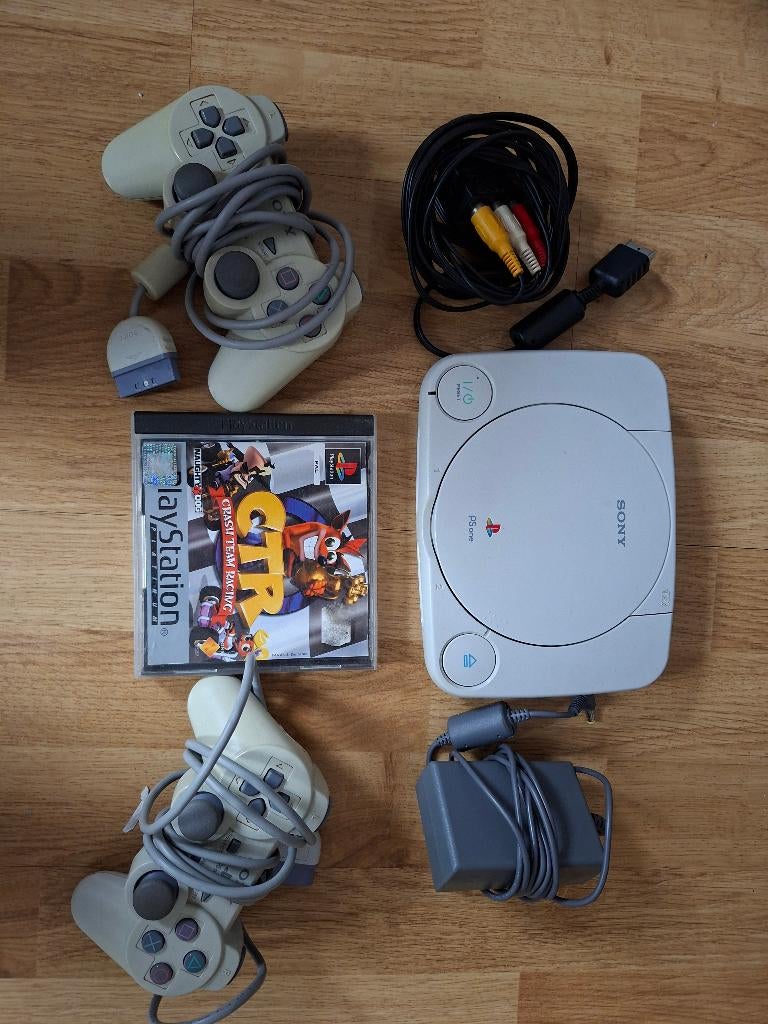 Playstation one mini+alle kabels+2 controllers + topgame, Ophalen of Verzenden, PlayStation 1