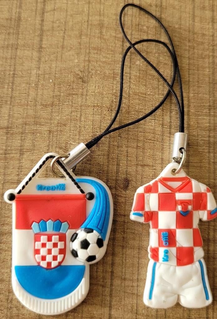 Voetbalhangertjes EK 2012: Kroatië, Verzamelen, Sportartikelen en Voetbal, Ophalen of Verzenden, Gebruikt, Overige typen
