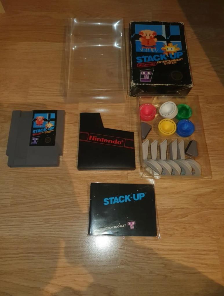 Stack-UP NES NTSC + Acrylic Case, Envoi, Utilisé