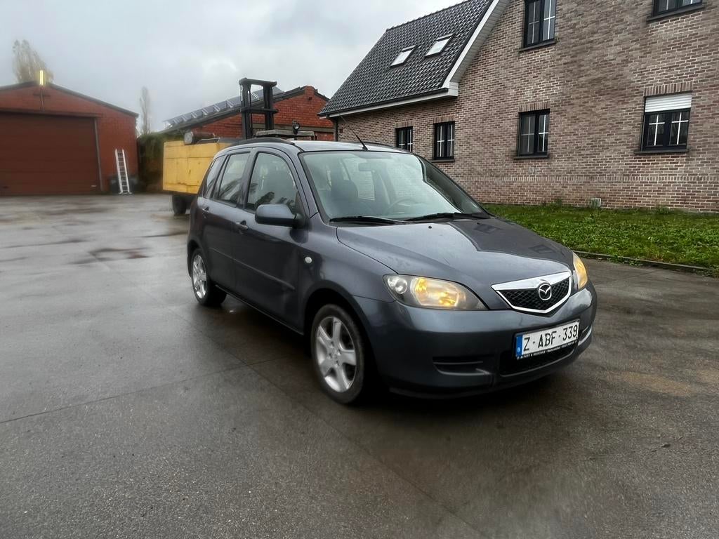 MAZDA 2 VAN 2005 BENZINE AUTOMAT AIRCO 118Dkm, Stof, Parkeersensor, Bedrijf, Berline