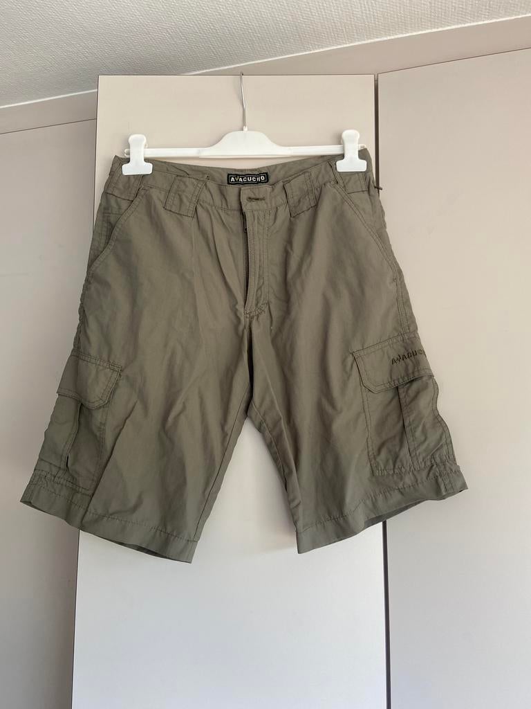 Short heren merk Ayacucho khaki small, perfecte staat, Vêtements | Hommes, Enlèvement ou Envoi, Comme neuf, Taille 46 (S) ou plus petite