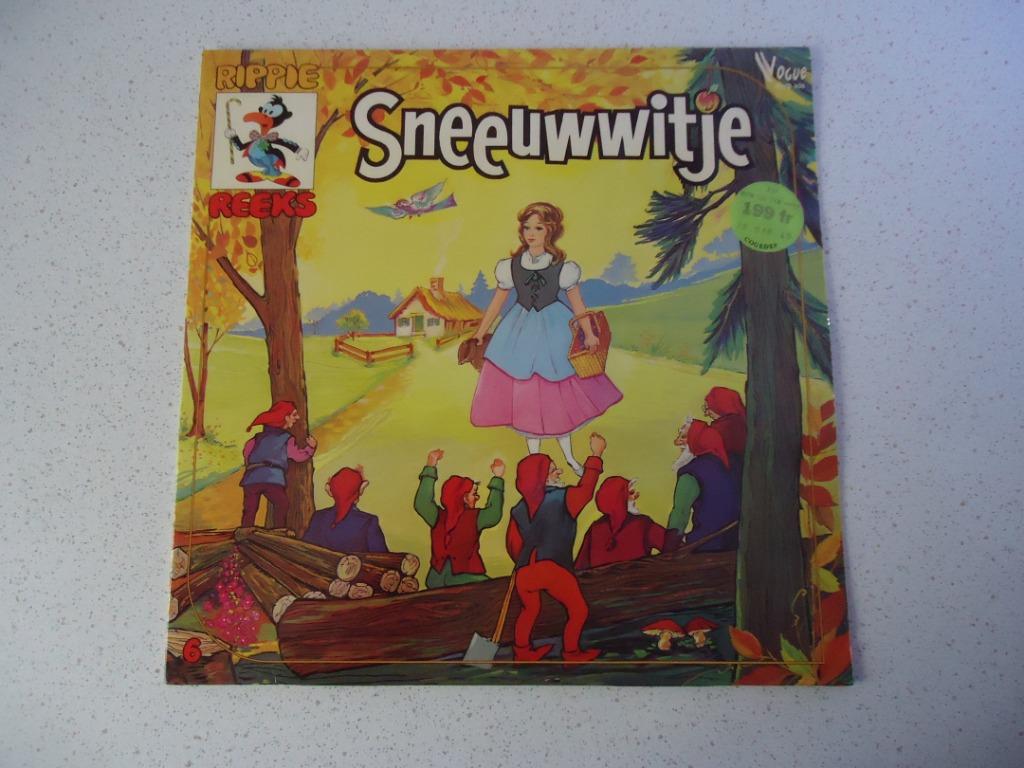Sprookjes LP "Sneeuwwitje" van de Rippe Reeks anno 1975., Enlèvement ou Envoi, Comme neuf, Fable ou Conte (de fées)
