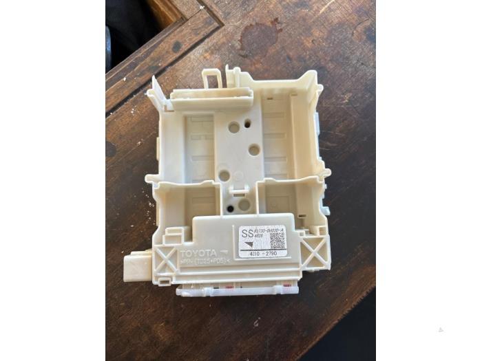 Boîte à fusibles d'un Peugeot 108, -, 3 mois de garantie, Utilisé, -