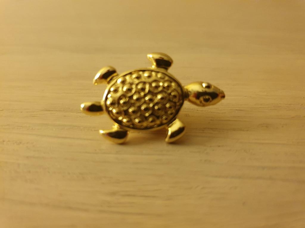pin's de tortue doré vintage année 90, Enlèvement ou Envoi, Comme neuf, Animal et Nature, Insigne ou Pin's