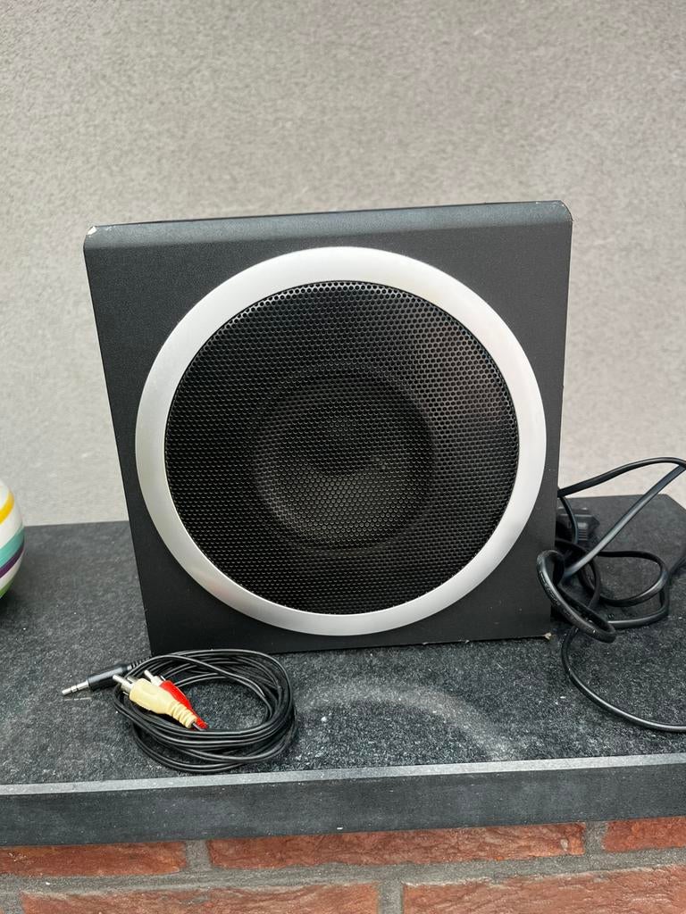 Versterker Hercules XPS 2.140, Computers en Software, Pc speakers, Ophalen of Verzenden, Zo goed als nieuw
