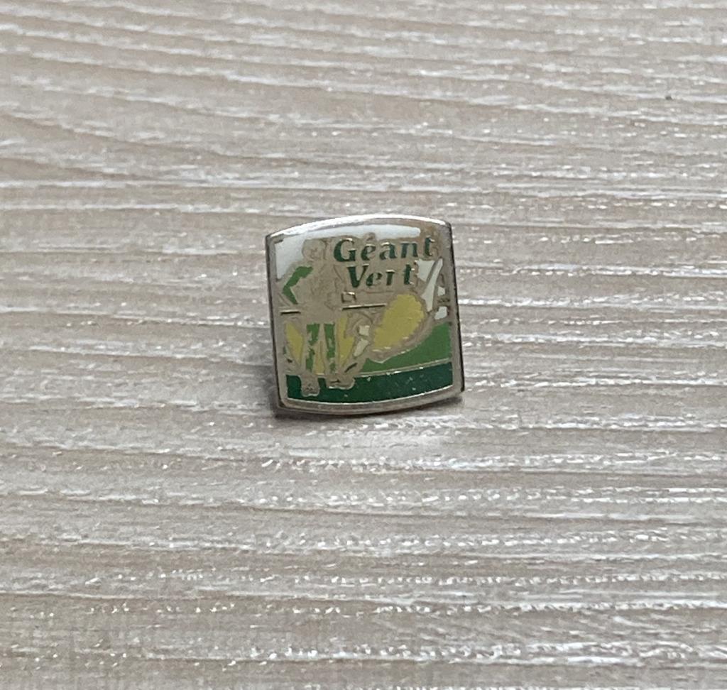PIN - GEANT VERT, Verzenden, Gebruikt, Overige onderwerpen, Speldje of Pin