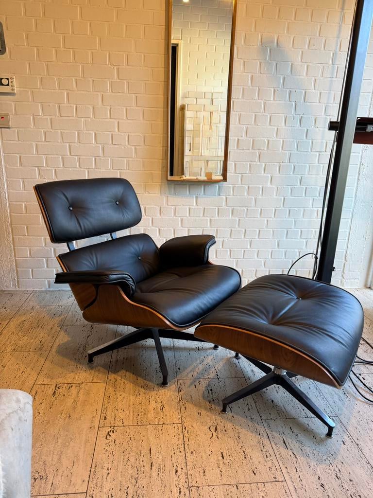 Nieuwe Replica Eames Lounge Chair + Ottoman – Zwart Leder, Enlèvement, Neuf