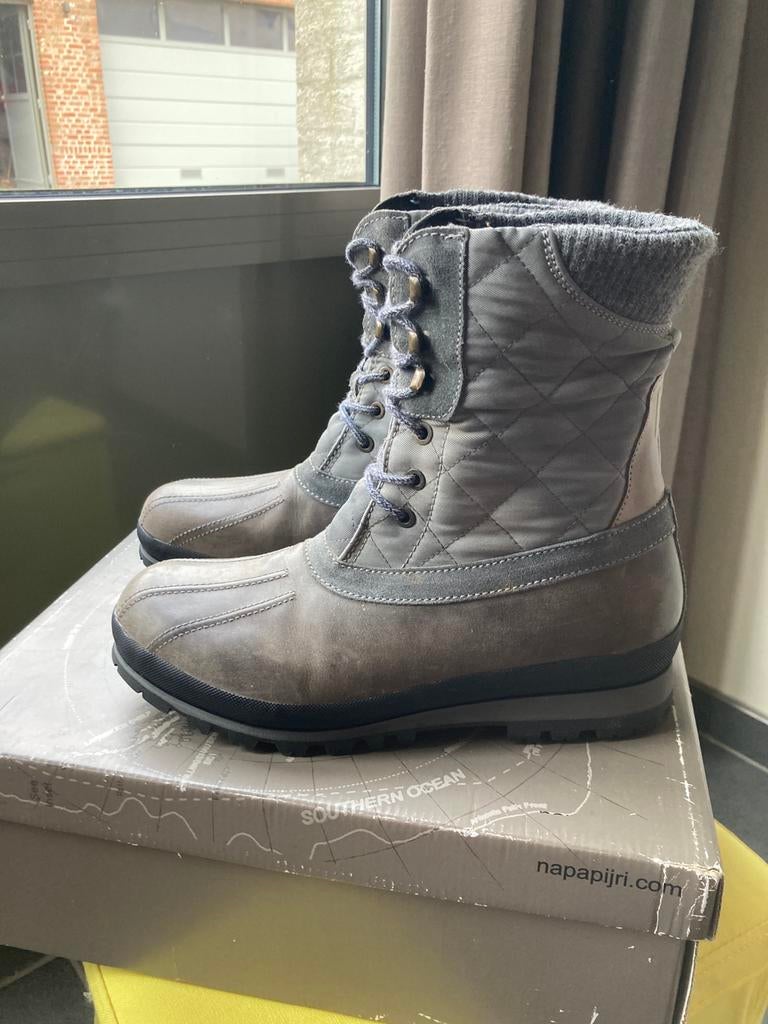 Napapijri laarzen 40 zgan!, Vêtements | Femmes, Gris, Enlèvement ou Envoi, Comme neuf, Bottes de neige