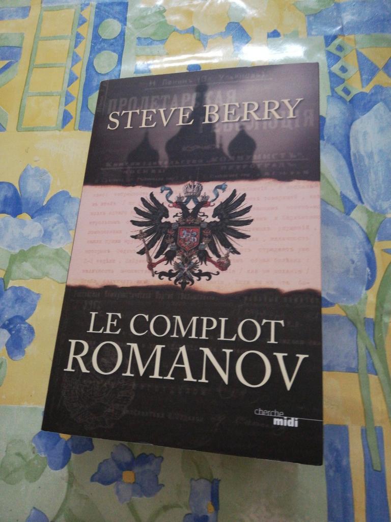 Le complot Romanov. Steve Berry., Ophalen of Verzenden, Zo goed als nieuw