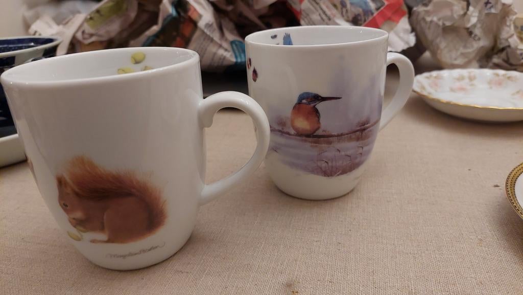 2 kopjes bastin marjolein, Ophalen