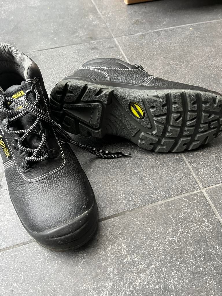 Veiligheidschoenen maat 40 nieuw, Ophalen of Verzenden, Zo goed als nieuw