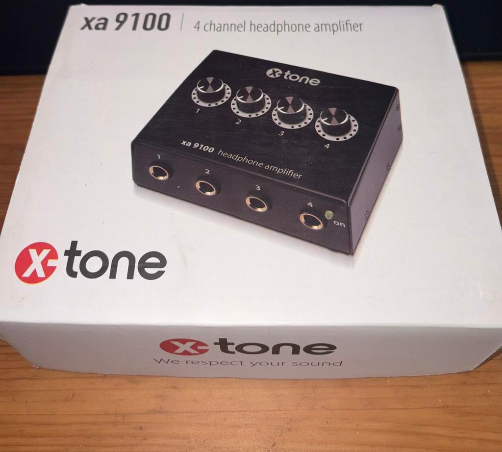 Ampli Casque X-Tone XA 9100 - 4 Canaux - Comme neuf !, Enlèvement, Comme neuf