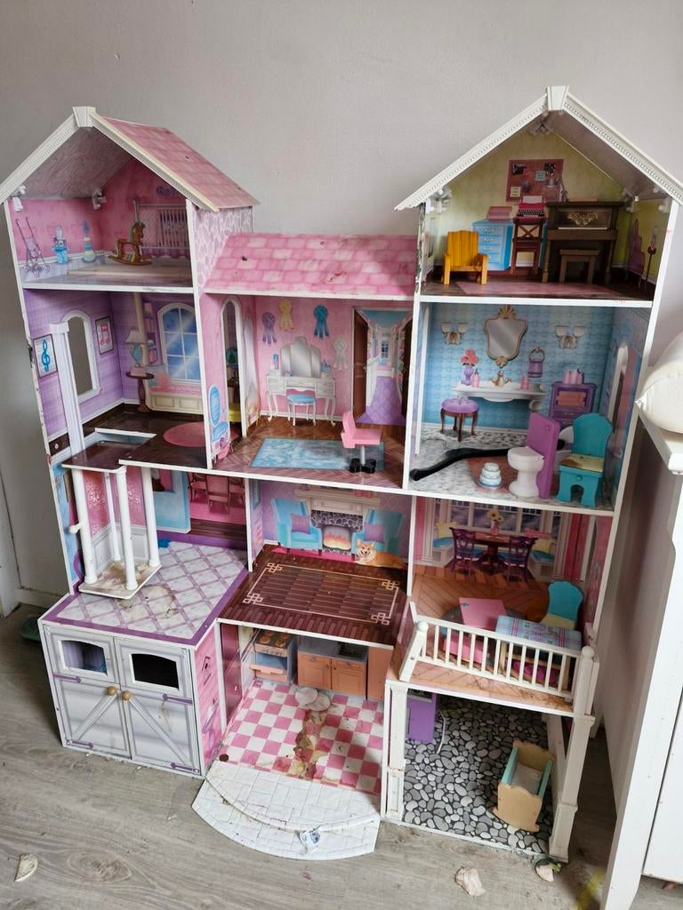 Barbiehuis poppenhuis mega groot incl meubels, Kinderen en Baby's, Speelgoed | Poppenhuizen, Ophalen, Poppenhuis