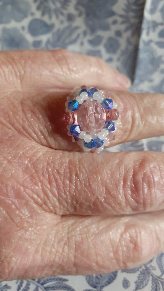 bague en perle modele 2, Bijoux, Sacs & Beauté, Enlèvement ou Envoi, Comme neuf, Femme, Avec perle