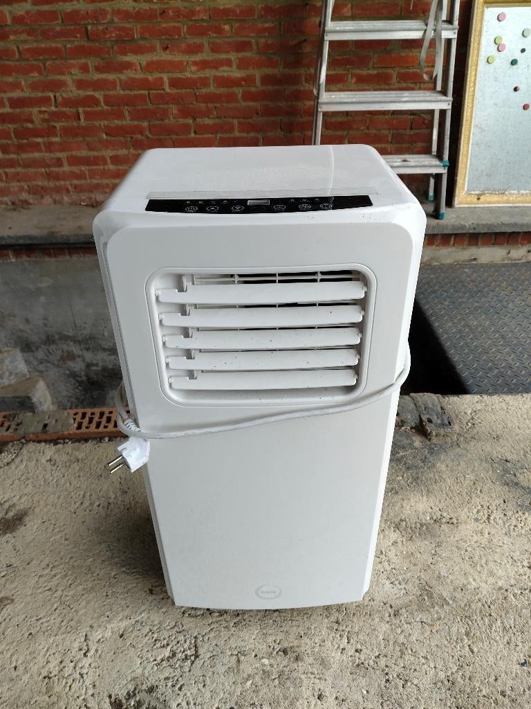 Airconditioning Fuave ACB09K01, Ophalen, Timer, 2 snelheden, Zo goed als nieuw