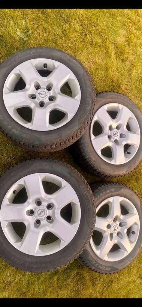 Winterbanden plus velgen opel 5x110, Ophalen, Gebruikt, 16 inch, Banden en Velgen