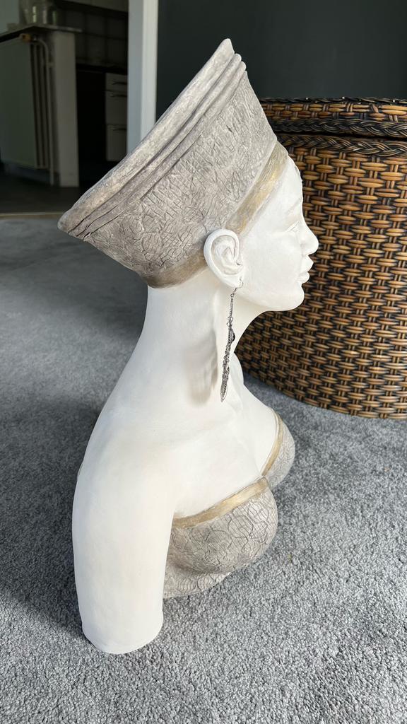Grote vrouwelijke buste van Magda Meijer, Antiek en Kunst, Ophalen