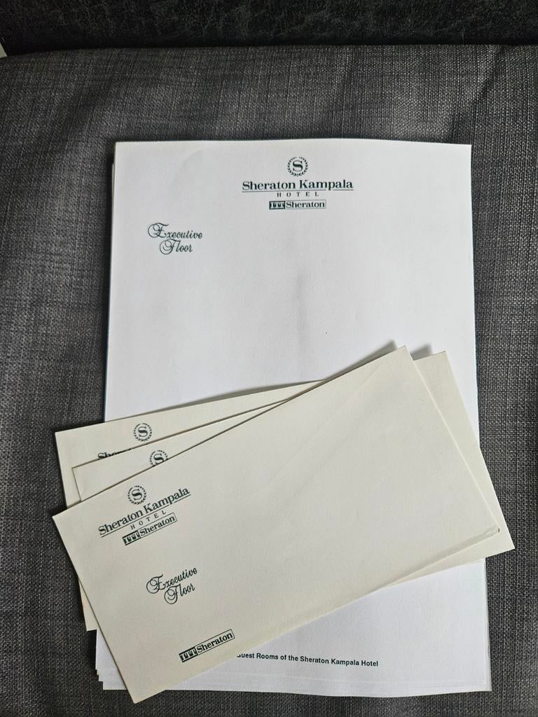 HOTEL stationery: briefpapier en enveloppen, Verzamelen, Ophalen of Verzenden, Zo goed als nieuw