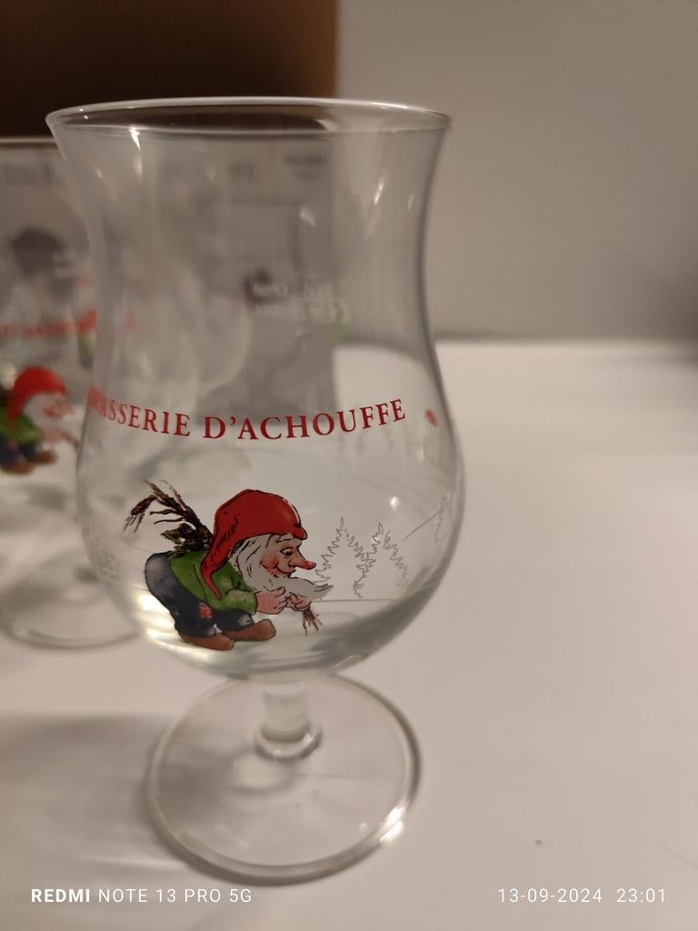 D' Achouffe glazen, Enlèvement, Neuf
