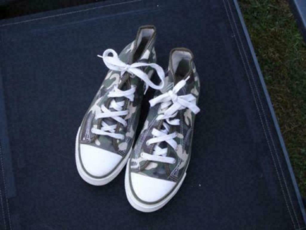 Livraison gratuite New Party Festival Ibiza baskets taille 4, Neuf, Autres couleurs, Sneakers et Baskets, Envoi
