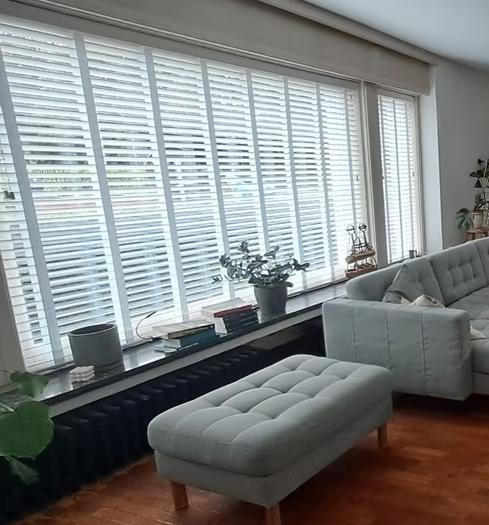 Jaloezie Bloesem Wit en linnen - 50 mm lamellen PVC, Ophalen, Wit, 50 tot 100 cm, Zo goed als nieuw