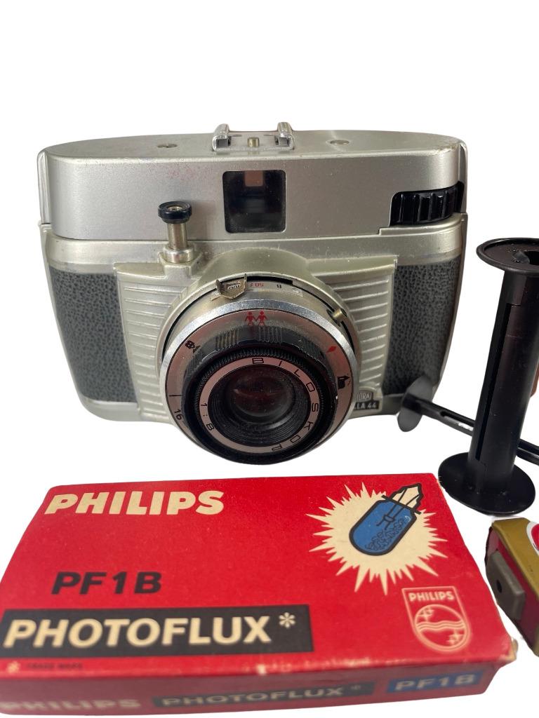 Bibora Bella 44 Vintage camera met zaklampen, Ophalen of Verzenden, 1940 tot 1960, Fototoestel