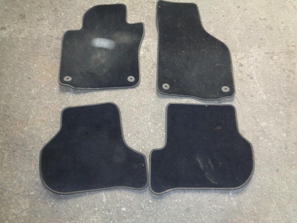 A vendre tapis Sirocco, Enlèvement, Utilisé, Volkswagen