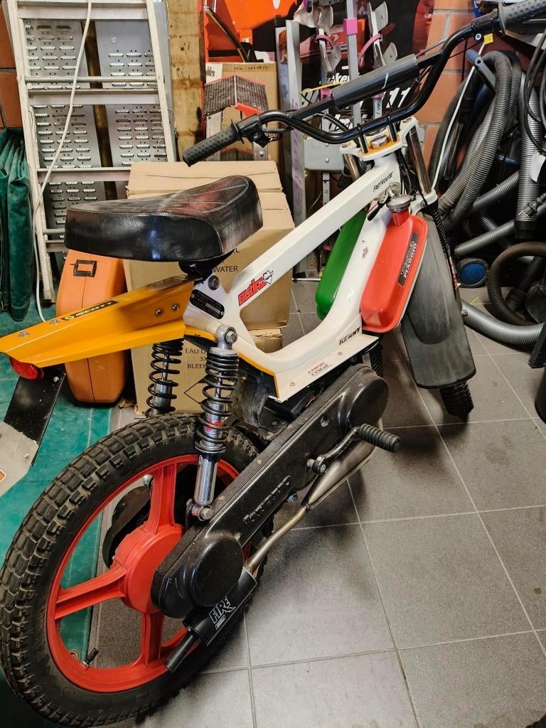 Vespa superbravo (italiaanse oldtimer), Ophalen, Overige modellen, 65 cc, Benzine