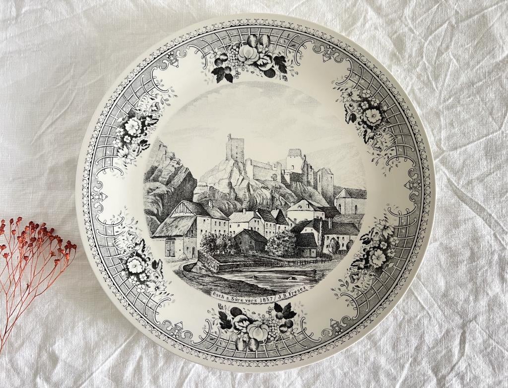 Assiette plate Villeroy & Boch Esch-sur-Sûre, Antiquités & Art, Enlèvement ou Envoi